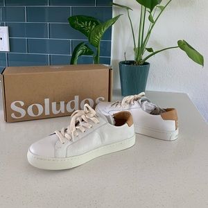 NWT Saludos Ibiza Classic Leather Sneaker
